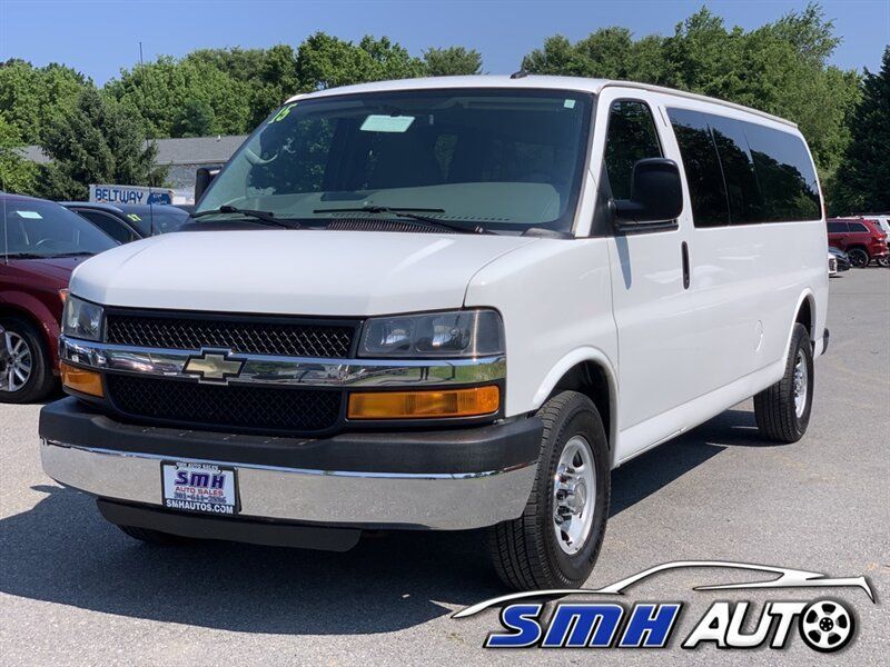 2015 Chevrolet Express 3500 LT Passenger