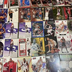 Lot Of 35 Toronto Raptors Basketball Cards Stars-Rookies-Inserts Past & Present 