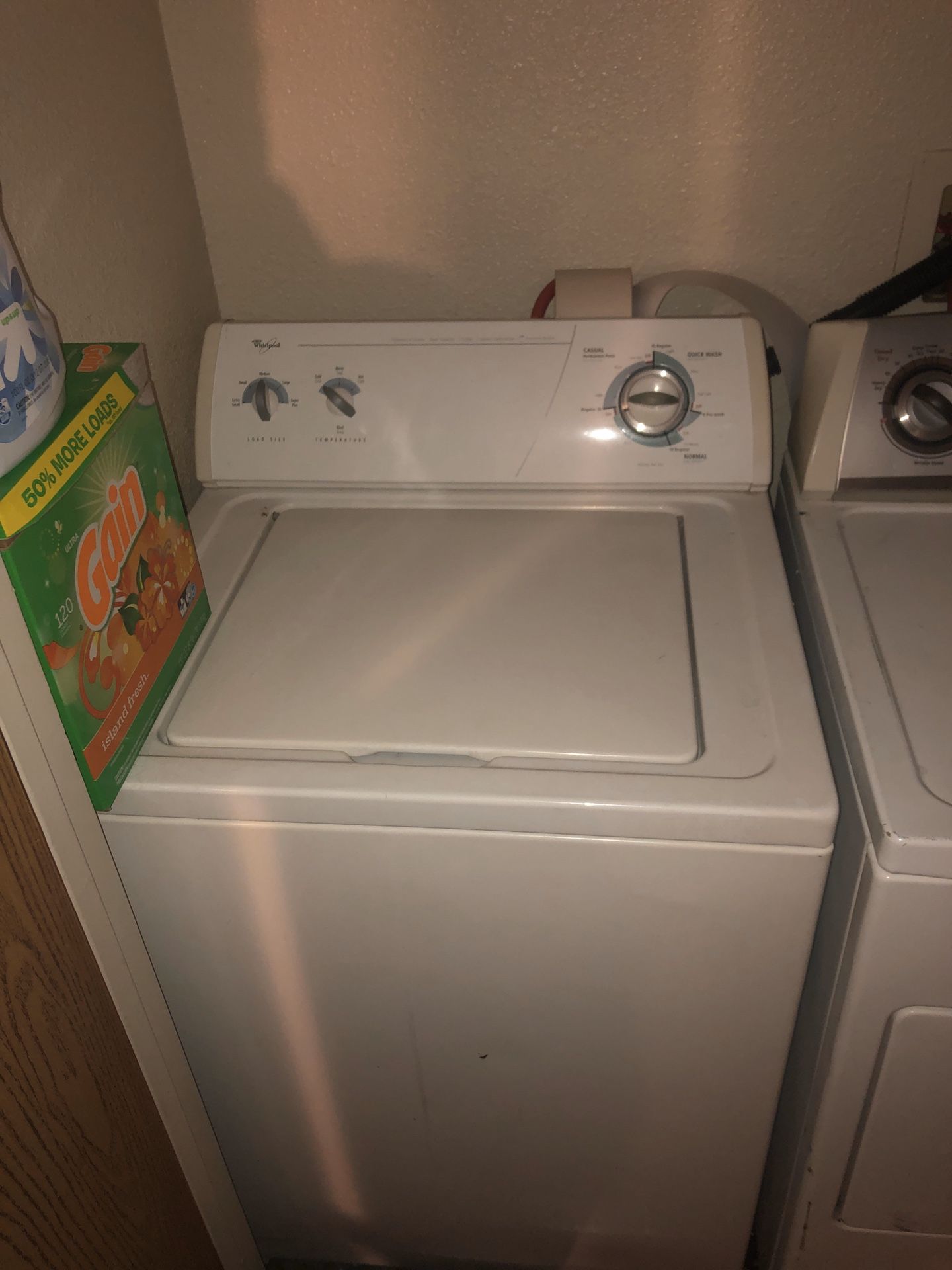 Whirlpool washer and dryer set