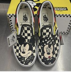 Kids Size 13 NEW vans Mickey And Mini