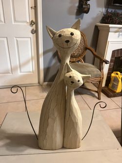 Wooden Cats sculpture