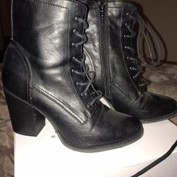 Express Black Boots
