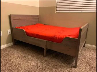 IKEA SUNDVIK Extendable Bed Frame (light/medium wood), with Extendable Mattress and Slatted Base - PRISTINE