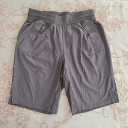 Lululemon Chill Motion Short 9.5" Melanite Gray Men Size Small