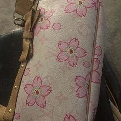 Designer Bag Lot 2 LV 1 iPad Case One Fendi