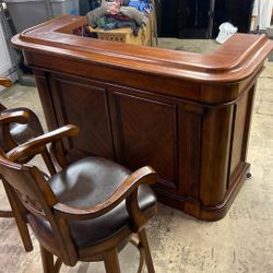 Wine Bar Bartender Unit Storage Cabinet With Stools 