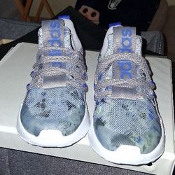 $15 Brand New Never Worn Adidas lite racer adapt 5.0 Kids - Size 12y -