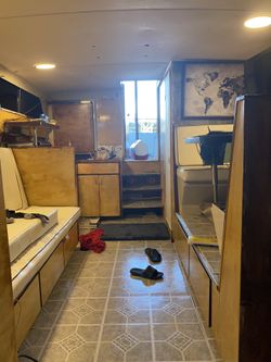 36 Ft Uniflite Yacht