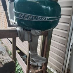 1952 Mercury Outboard Motor