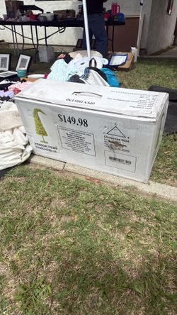 Clothes/baby items/Electronics