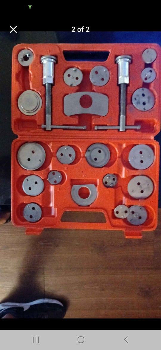 Disc Brake Pad and Caliper Service Tool Kit