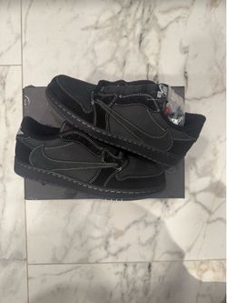 Travis Scott Black Phantom