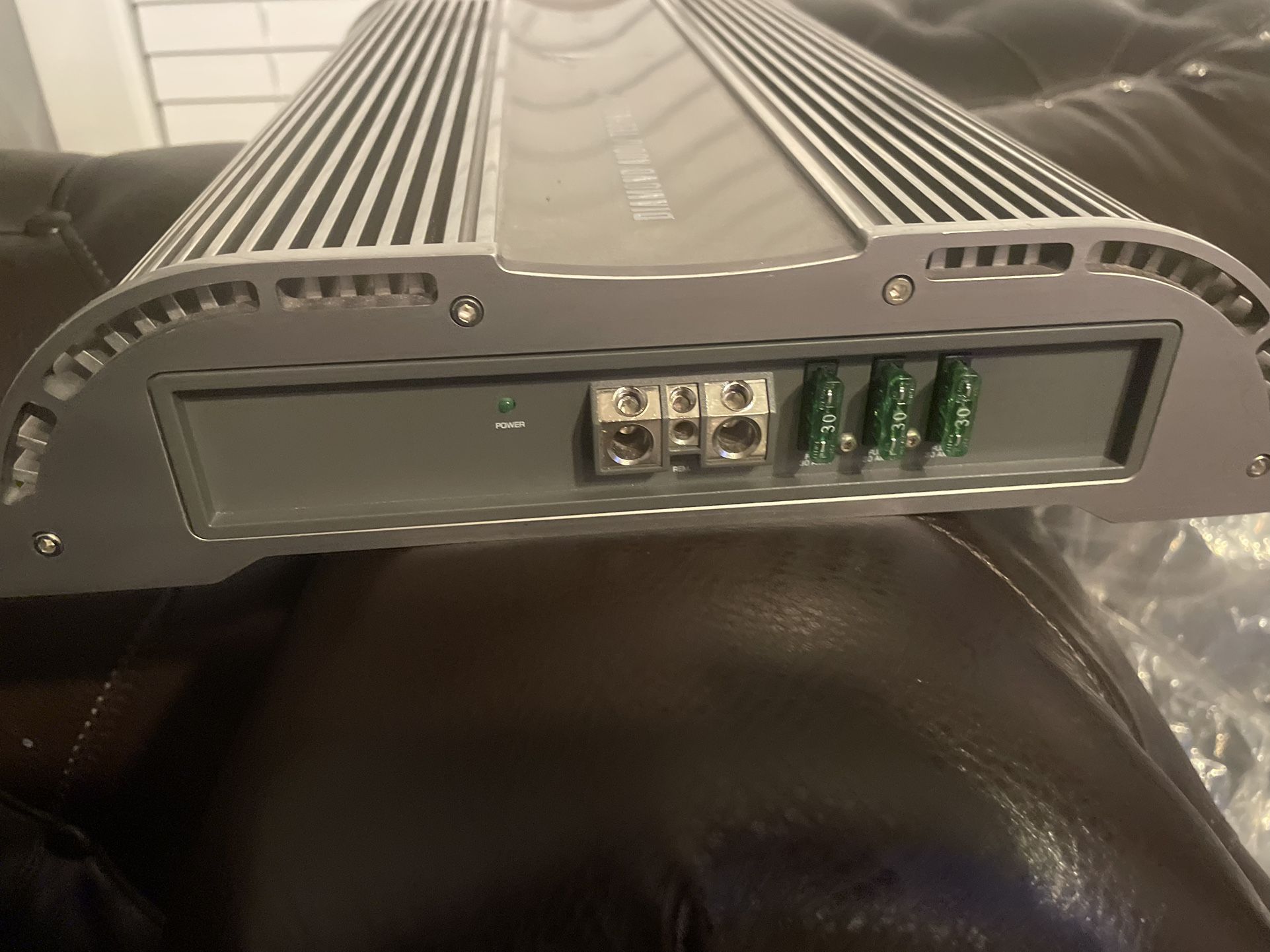 Diamond Audio D5 600.4 Exelente Condicion 340 Negociable for Sale