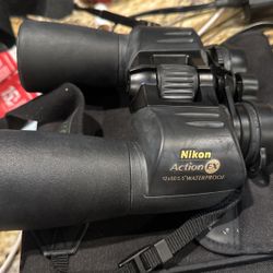 Nikon Action EX Binoluars 12x50 5.5 Waterproof 