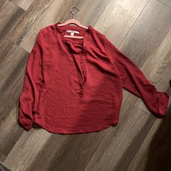 Size M Women’s Blouse