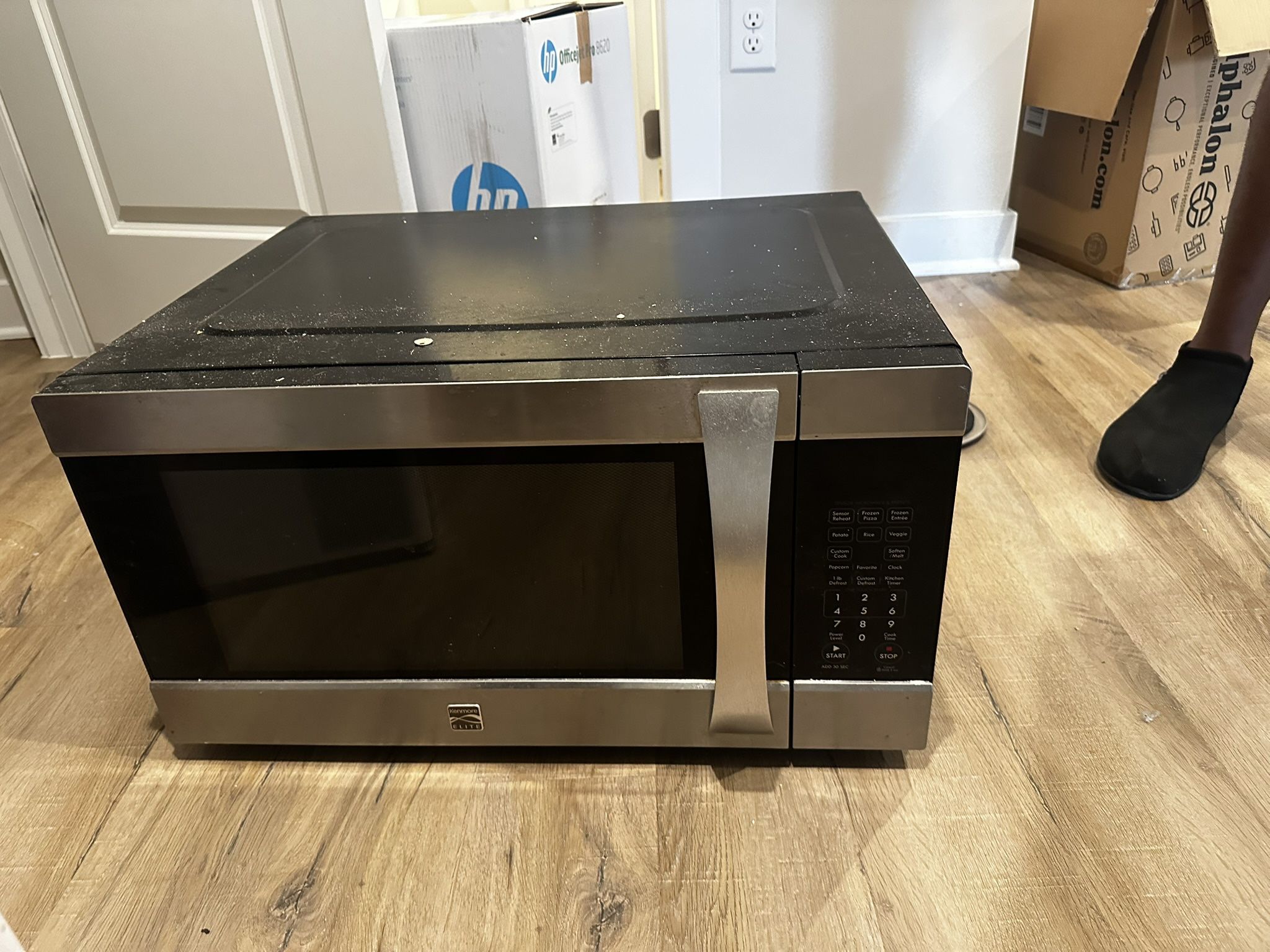 Microwave - Like New