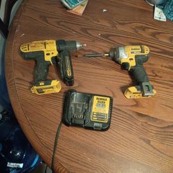DeWalt Impact And Driver With Battery's And Charger 