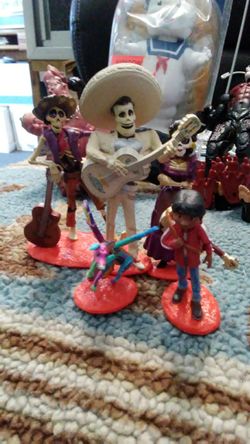 Coco figures