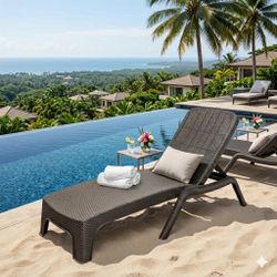 Loungers set of 2