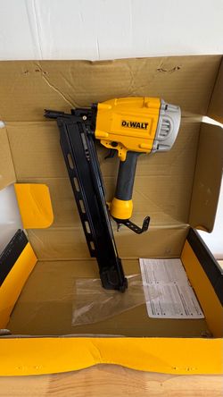 DeWalt 21 Degree Framing Nailer