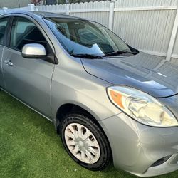 Nissan Versa 2014