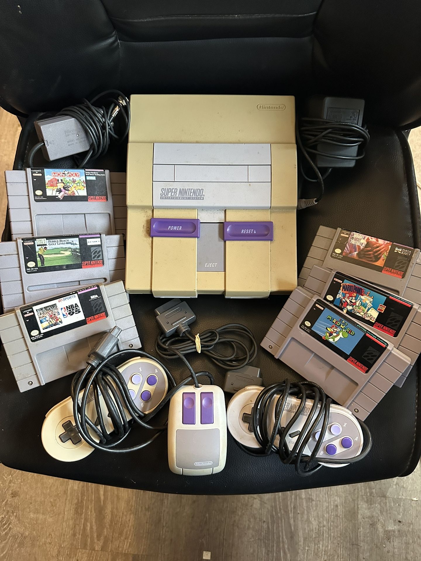 ***Super Nintendo Original 1991 Console And Games Bundle***