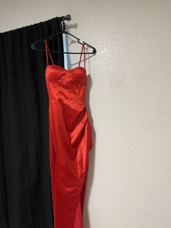 Red XS Windsor Long Formal Dress