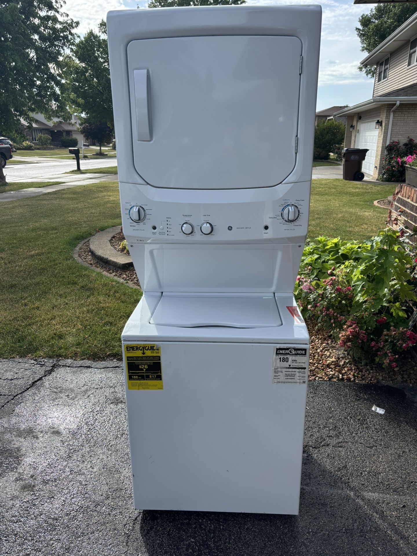GE Stackeable Washer And Gas Dryer