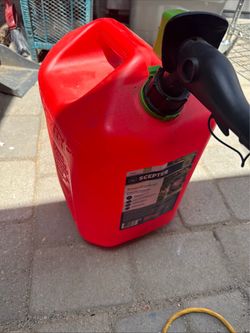 Gas tank