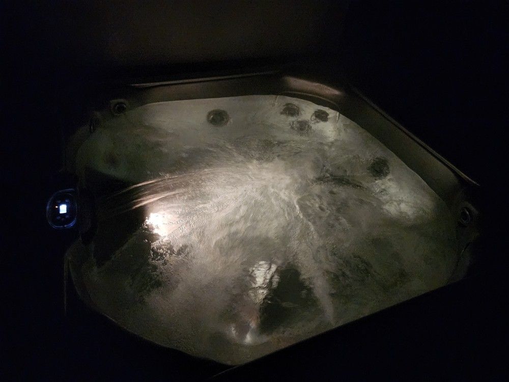 Clearwater Spas Hot Tub