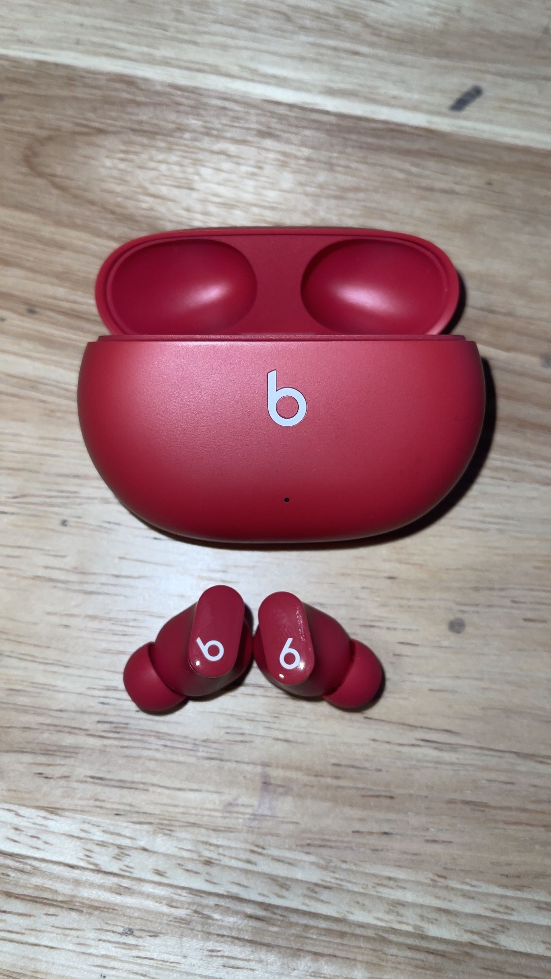 Beat Studio Buds Red