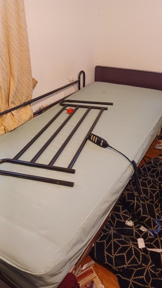 Adjustable Twin Medical Bed With Lift