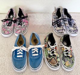 4 Pairs of Vans Sneakers Mixed Styles