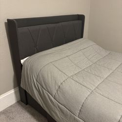 Mobius Full Bed With Smart Frame