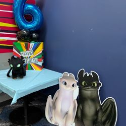 How To Train Your Dragon Stand 