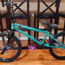 20" Mongoose Freestyle BMX 