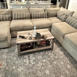 kroehler sectional Over sized Sofa