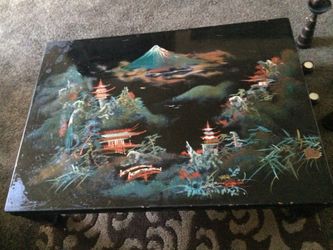 Mother of pearl jade lacker ( coffee table)