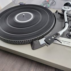Record Player / Turn Table  - Technics by Panasonic