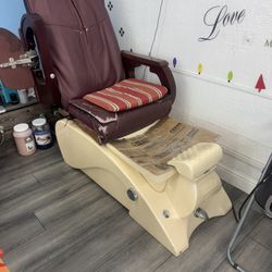 Free Pedicure Chair 