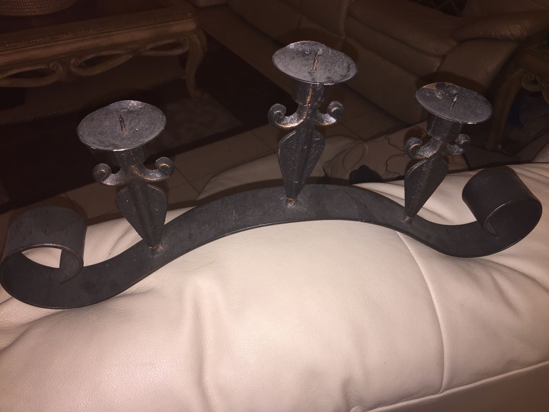 3 candle iron holder