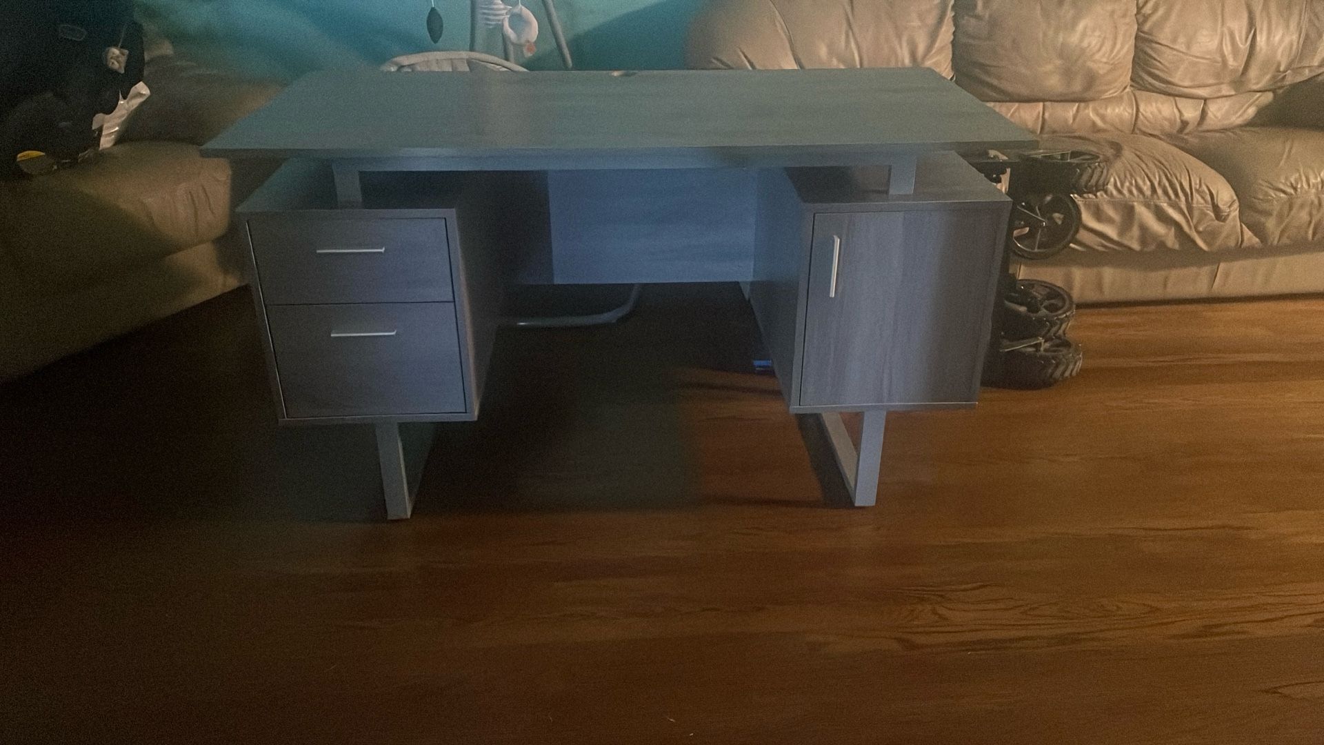 Techni Mobili 51.25"W Modern Office Desk