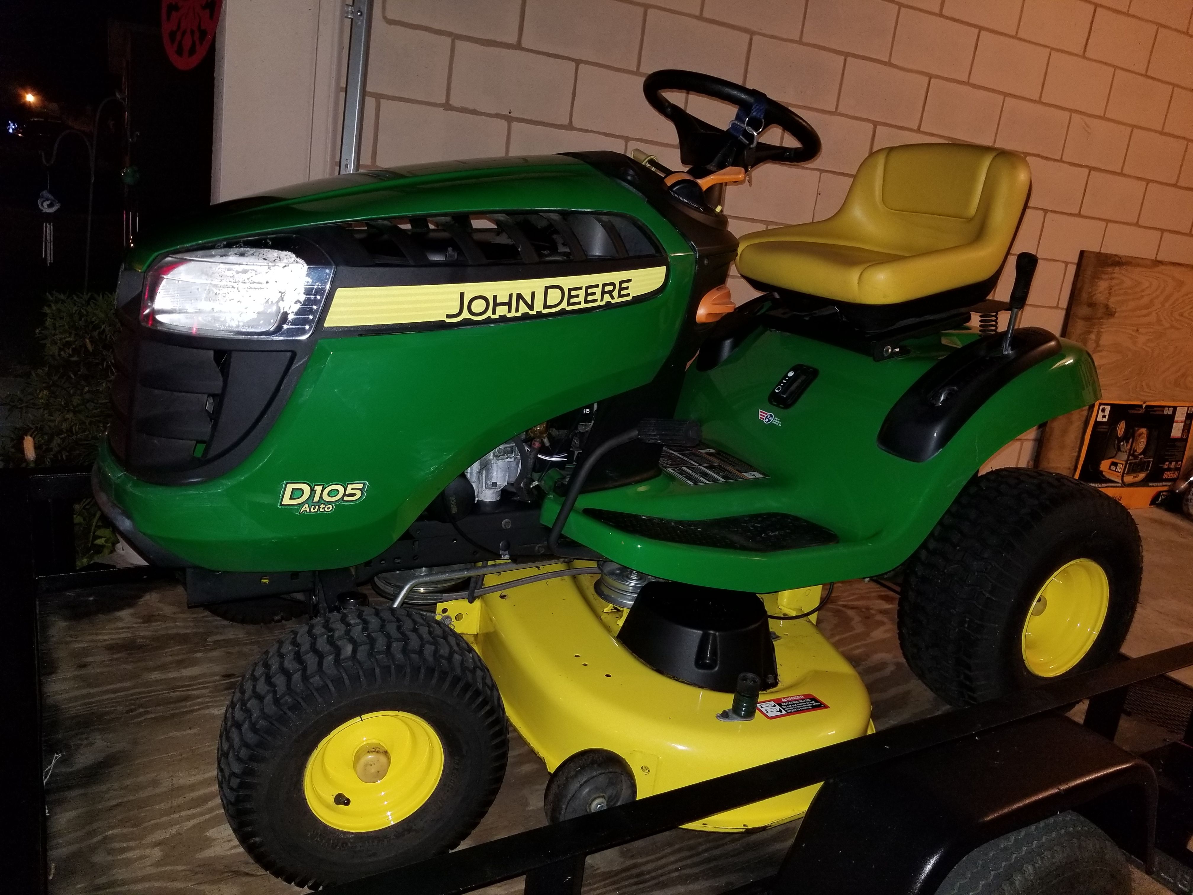 John Deere Lawn mower