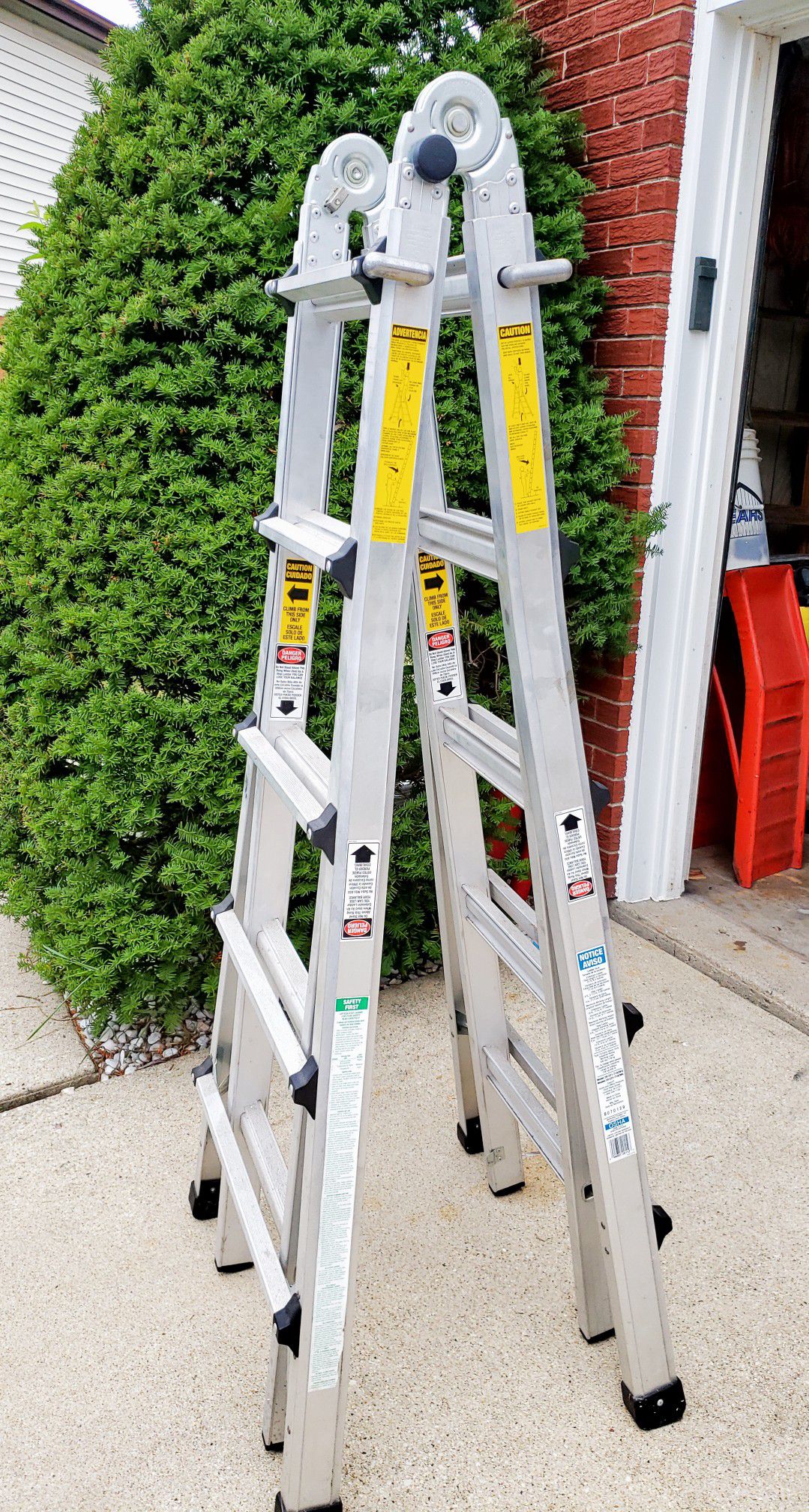 Cosco 22ft muti position ladder