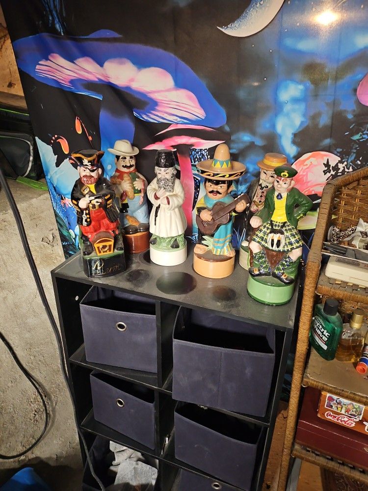 Vintage Liquor Decanter's