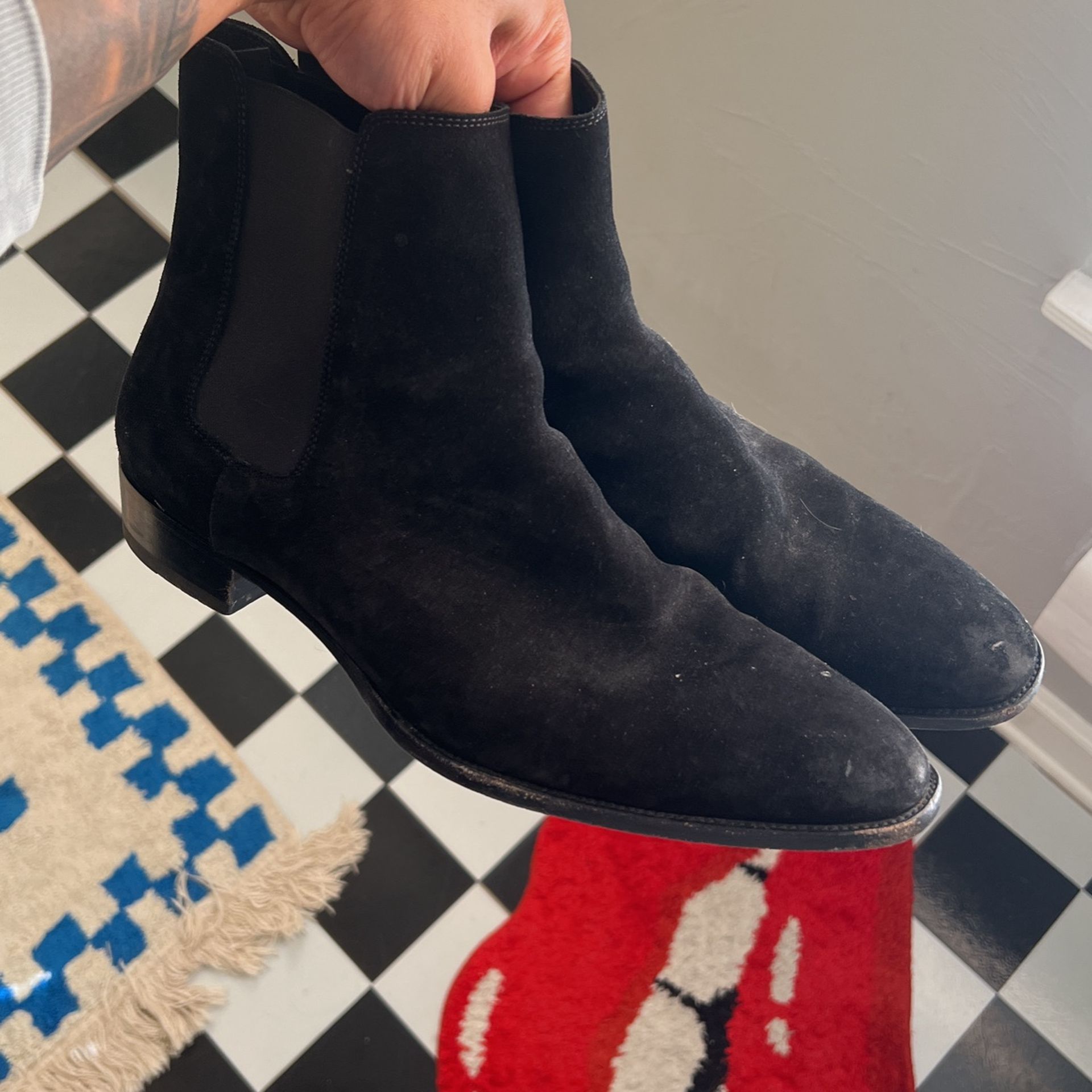 Saint Laurent Men Chelsea Boots