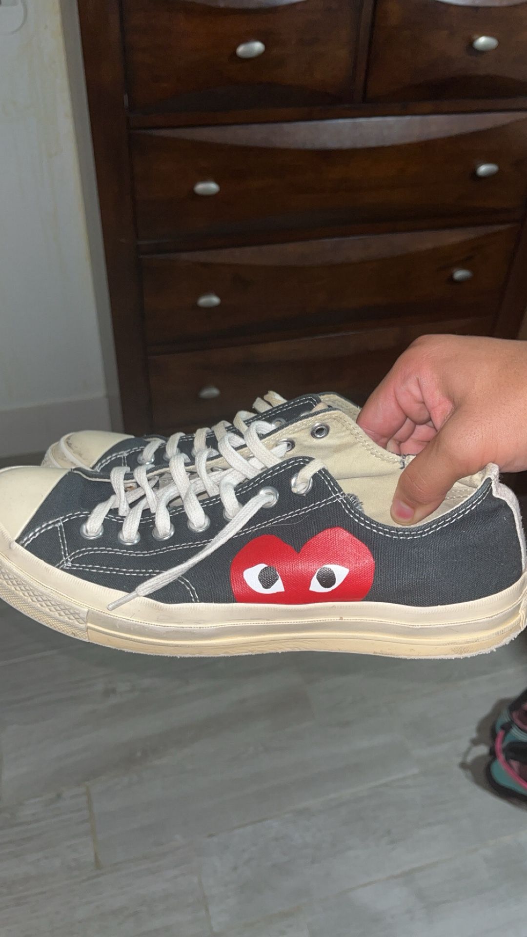 CDG Converse Size 9 (Used)
