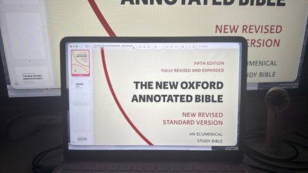 THE NEW OXFORD ANNOTATED BIBLE