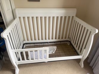 Toddler bed