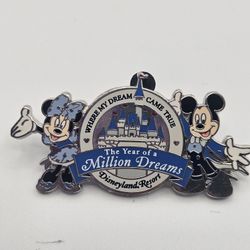 2006 Disney World Year of a Million Dreams Pin - Mickey Minnie Mouse 